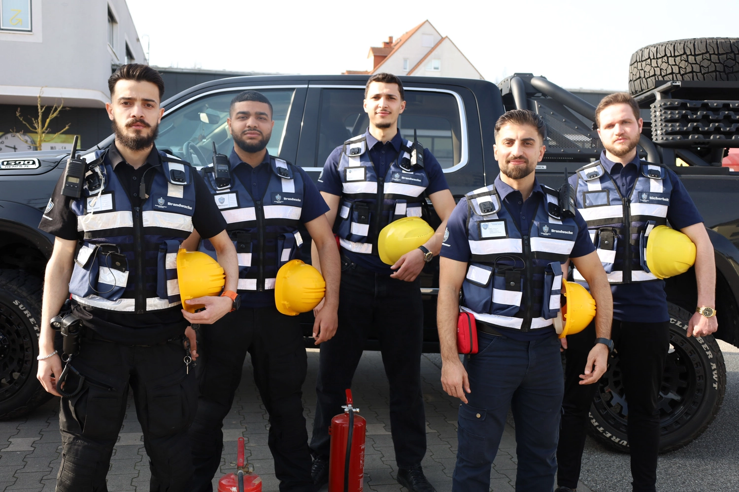 Schutzkontor Service GmbH - Sicherheitsdienst - Sicherheit von Privateigentum und moderner Technologie. Überwachung von Sicherheitskameras im Haus.